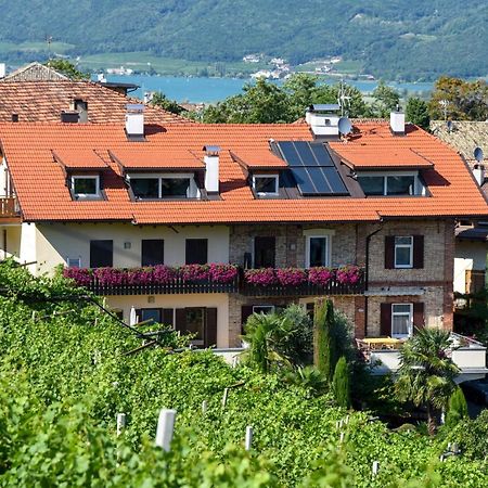 Ferienhof Franzelin Tramin an der Weinstraße Buitenkant foto